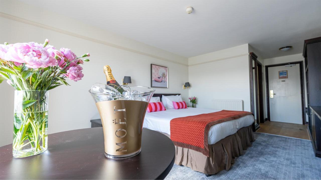 Marine Court Hotel Bangor  Dış mekan fotoğraf